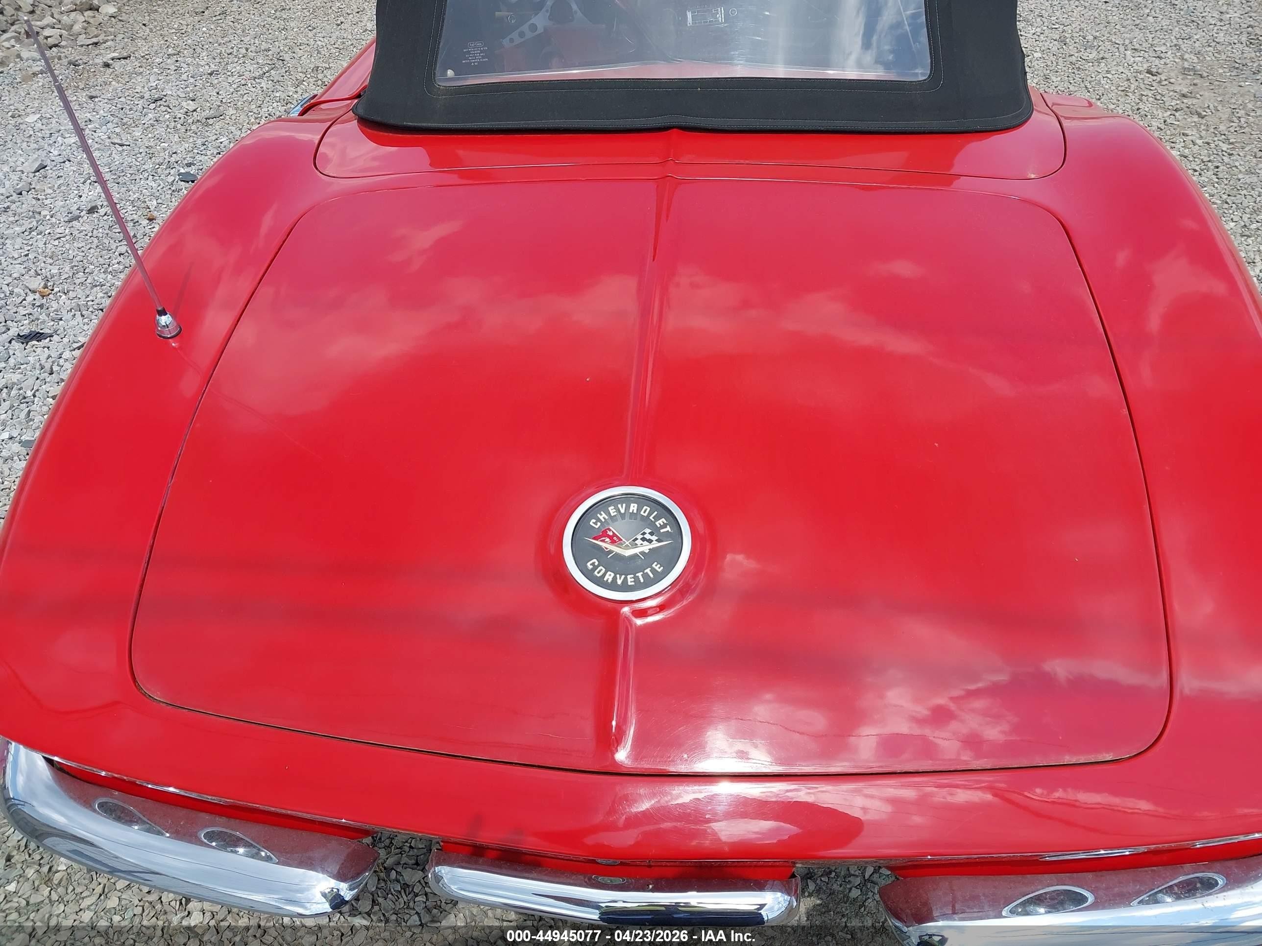 1962 Chevrolet Corvette   Красный vin: 20867S114390     