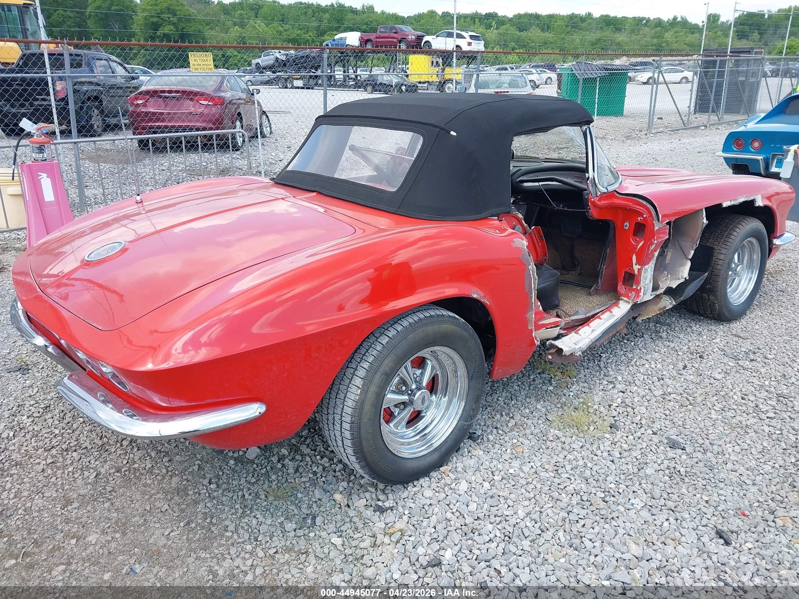 1962 Chevrolet Corvette   Красный vin: 20867S114390     