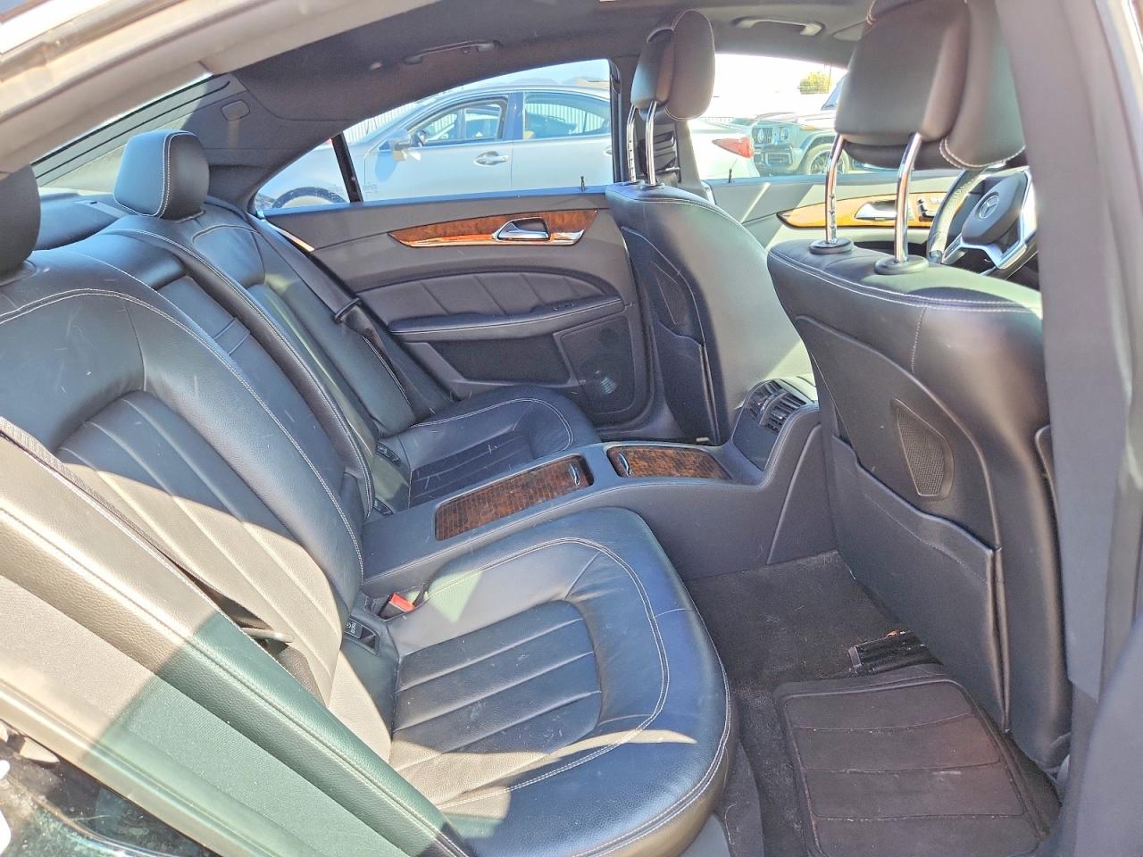 2012 Mercedes-benz Cls 550 Black vin: WDDLJ7DB8CA026784
