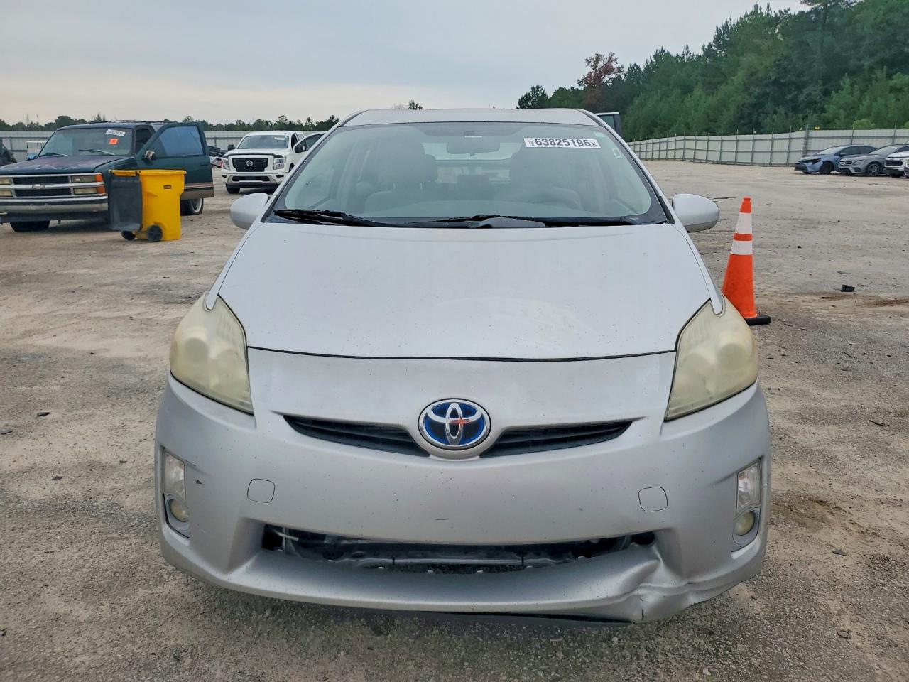 2011 Toyota Prius Two Silver vin: JTDKN3DU5B0276511