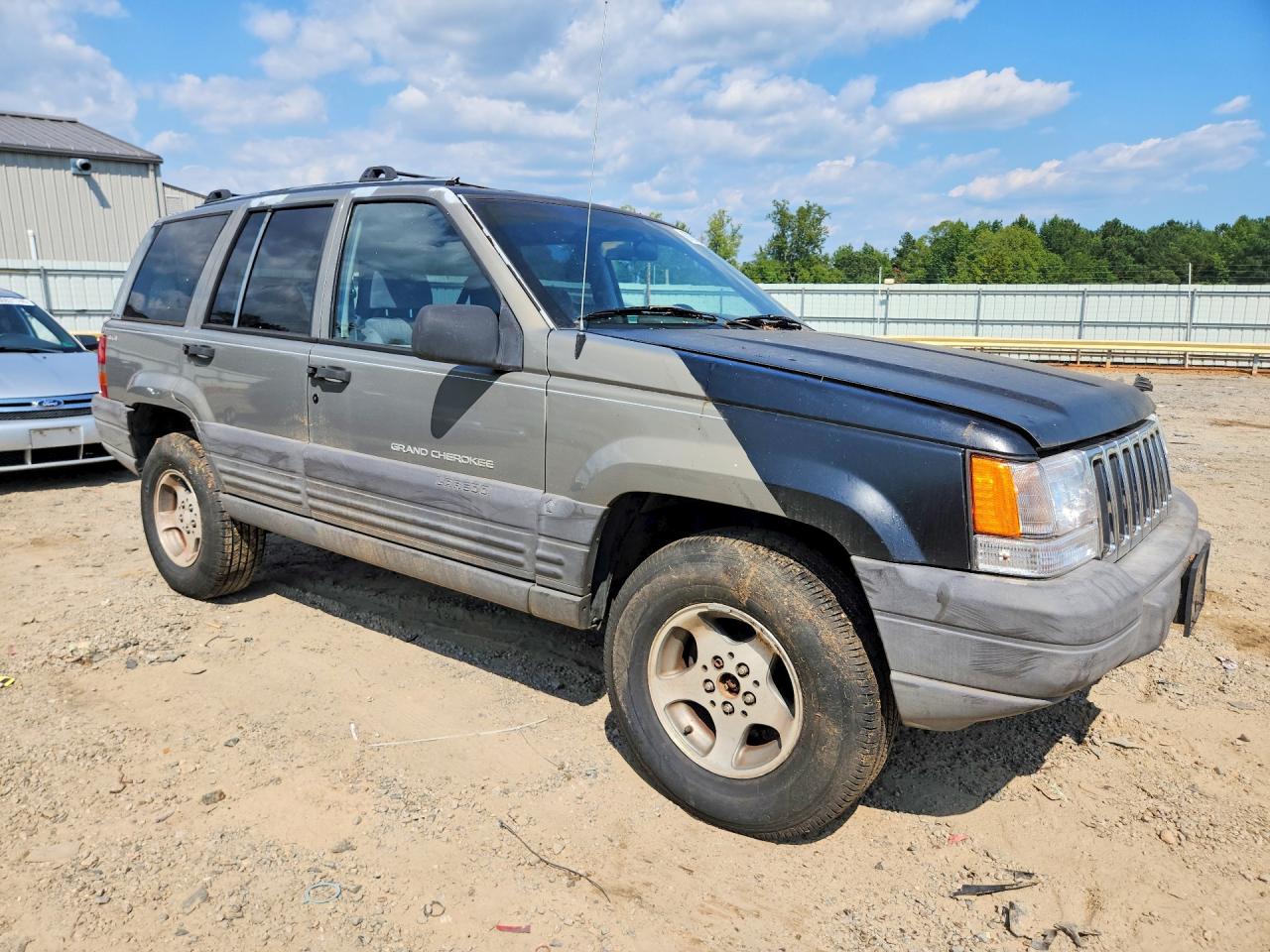 1996 Jeep Grand Cherokee Laredo Gray vin: 1J4GZ58S9TC355169