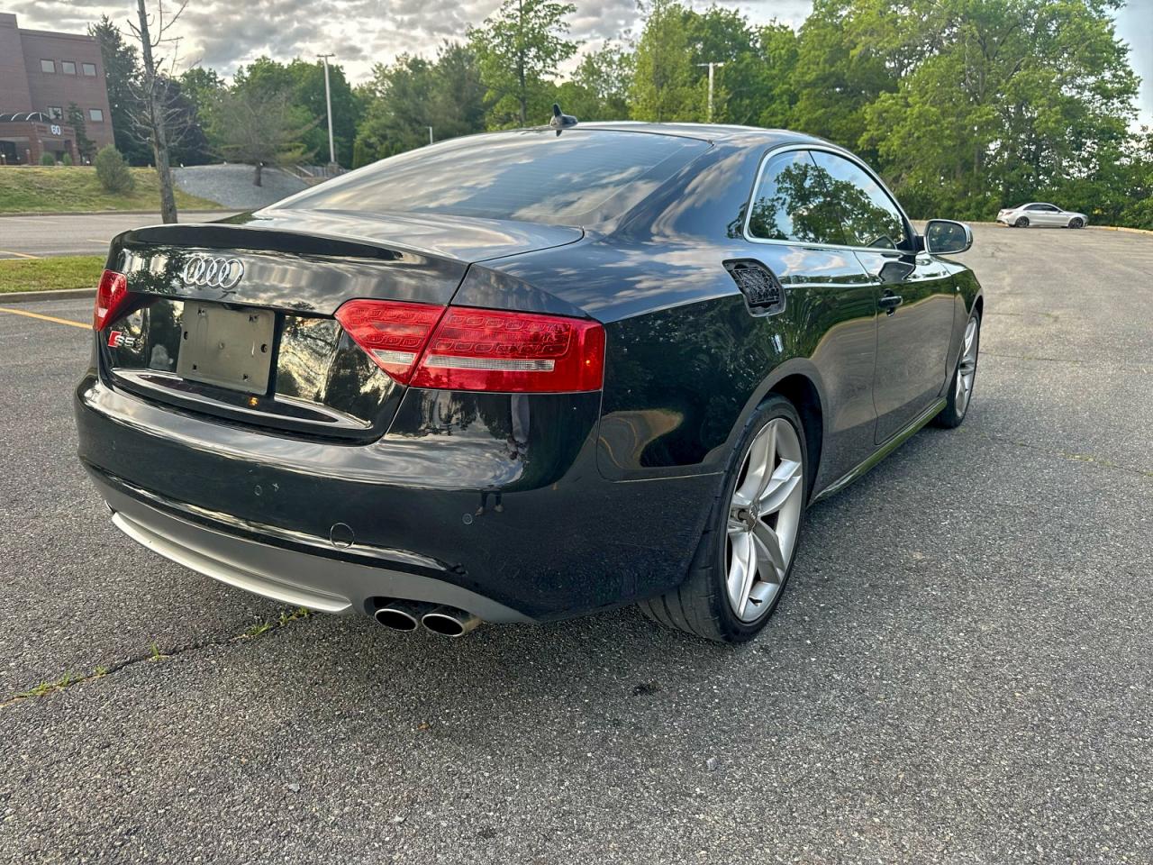 2012 Audi S5 Prestige Black vin: WAUVVAFR8CA000861