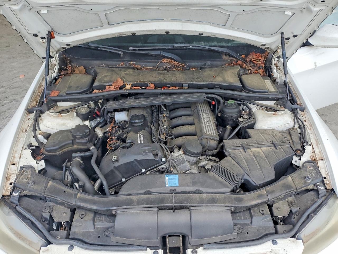2010 Bmw 328 Xi Sulev Белый vin: WBAPK5C56AA649145