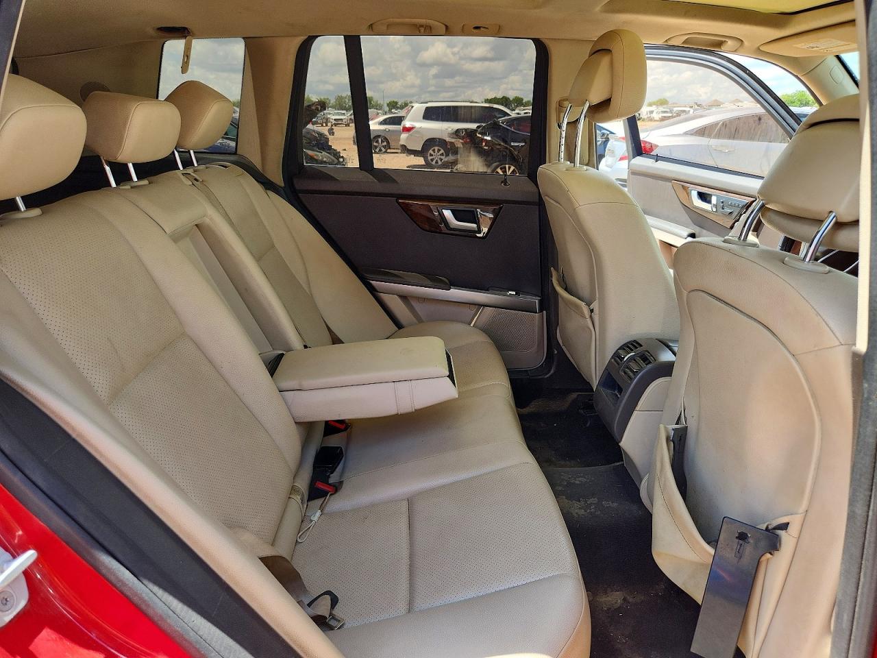 2014 Mercedes-benz Glk 350 Red vin: WDCGG5HB4EG323375