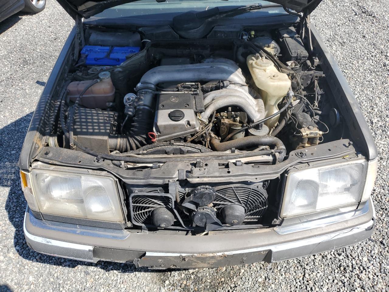 1995 Mercedes-benz E 300d Серый vin: WDBEB31E7SC086225