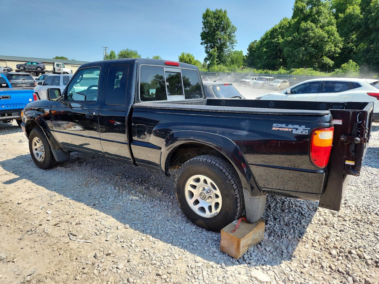 2007 Mazda B3000 Cab Plus Black vin: 4F4YR46U07PM02829