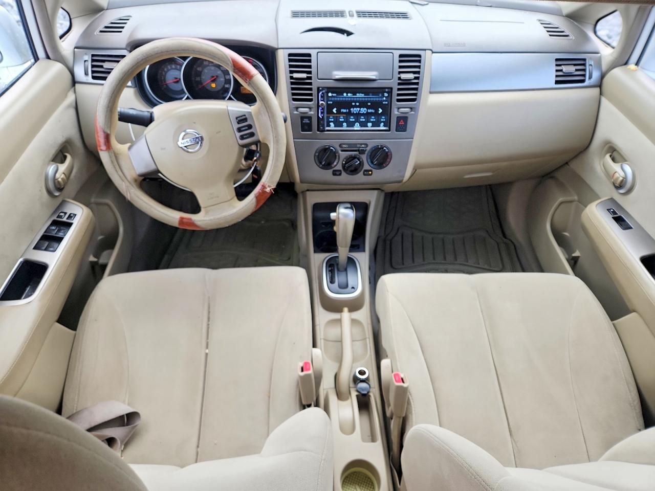 2008 Niss Versa S White vin: 3N1BC13E38L427509