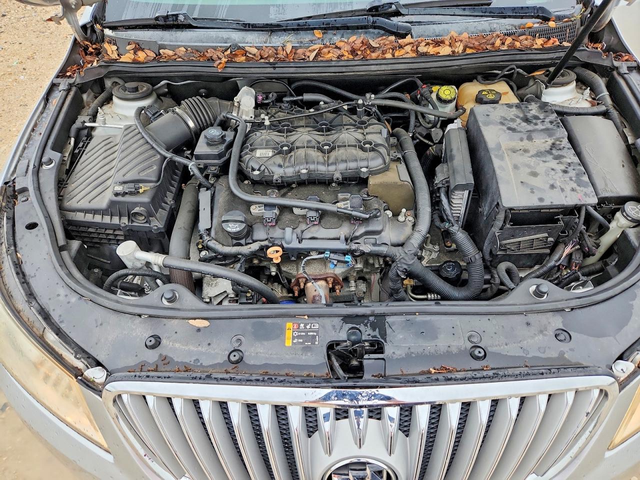 2010 Buick Lacrosse Cxl Silver vin: 1G4GC5EG0AF256626