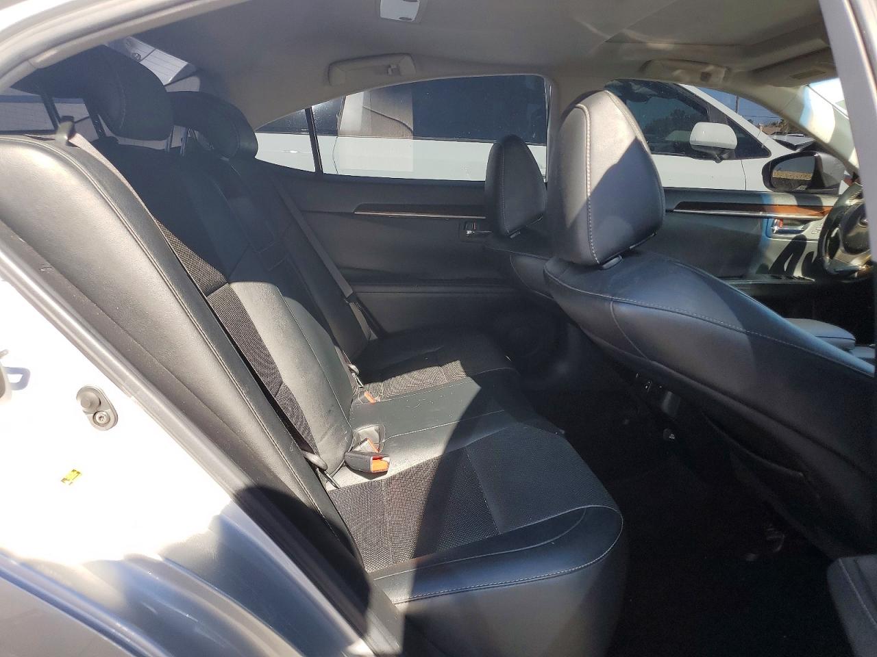2013 Lexus Es 350 Silver vin: JTHBK1GG5D2023942