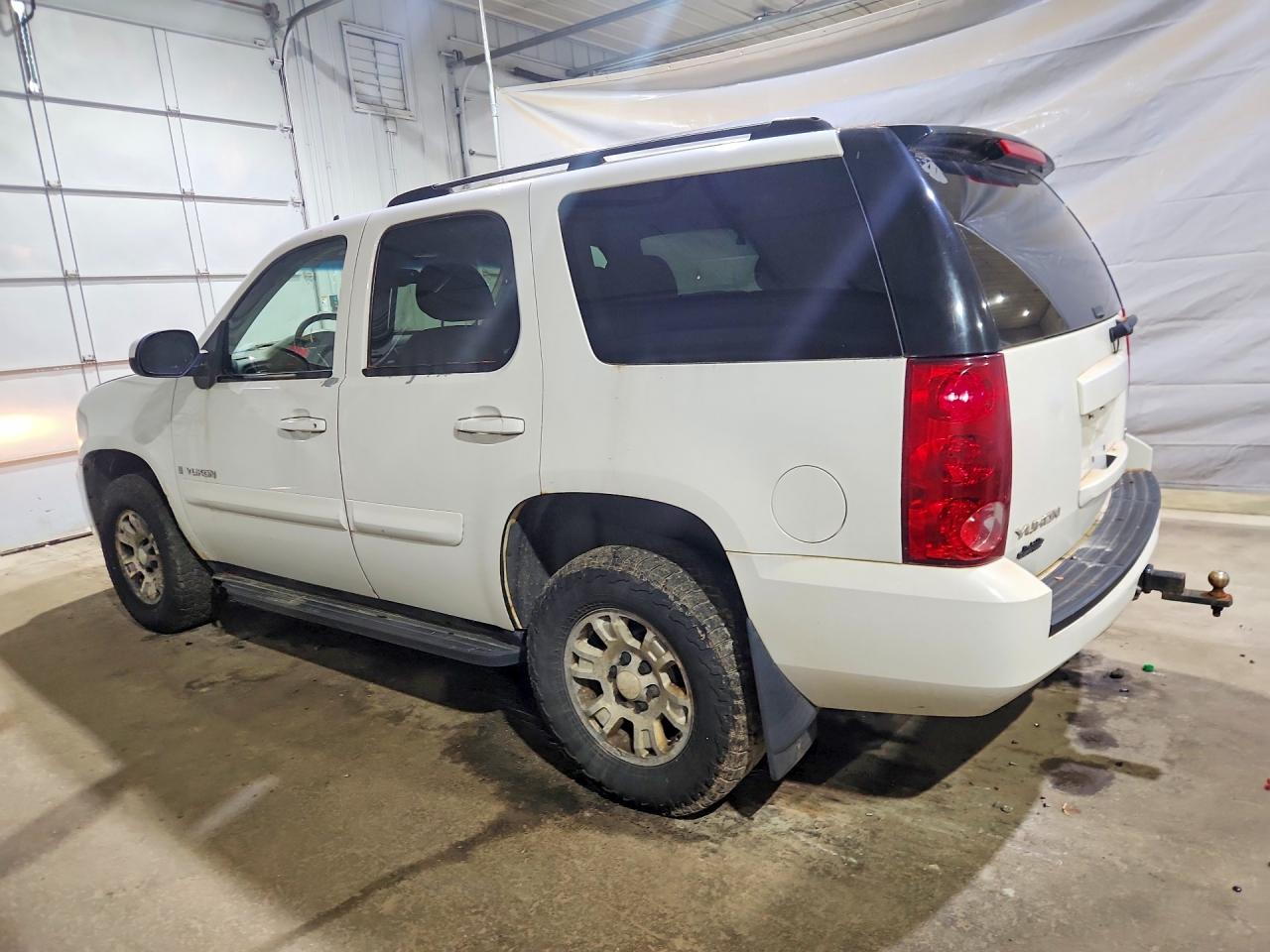 2007 Gmc Yukon White vin: 1GKFK13077J112342