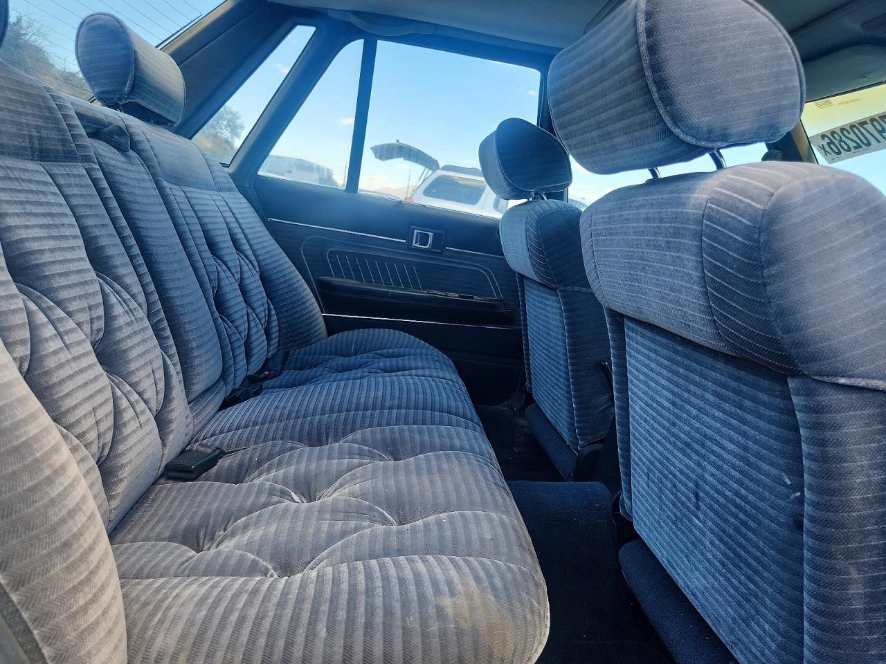 1986 Toyota Cressida Luxury White vin: JT2MX73E3G0058068