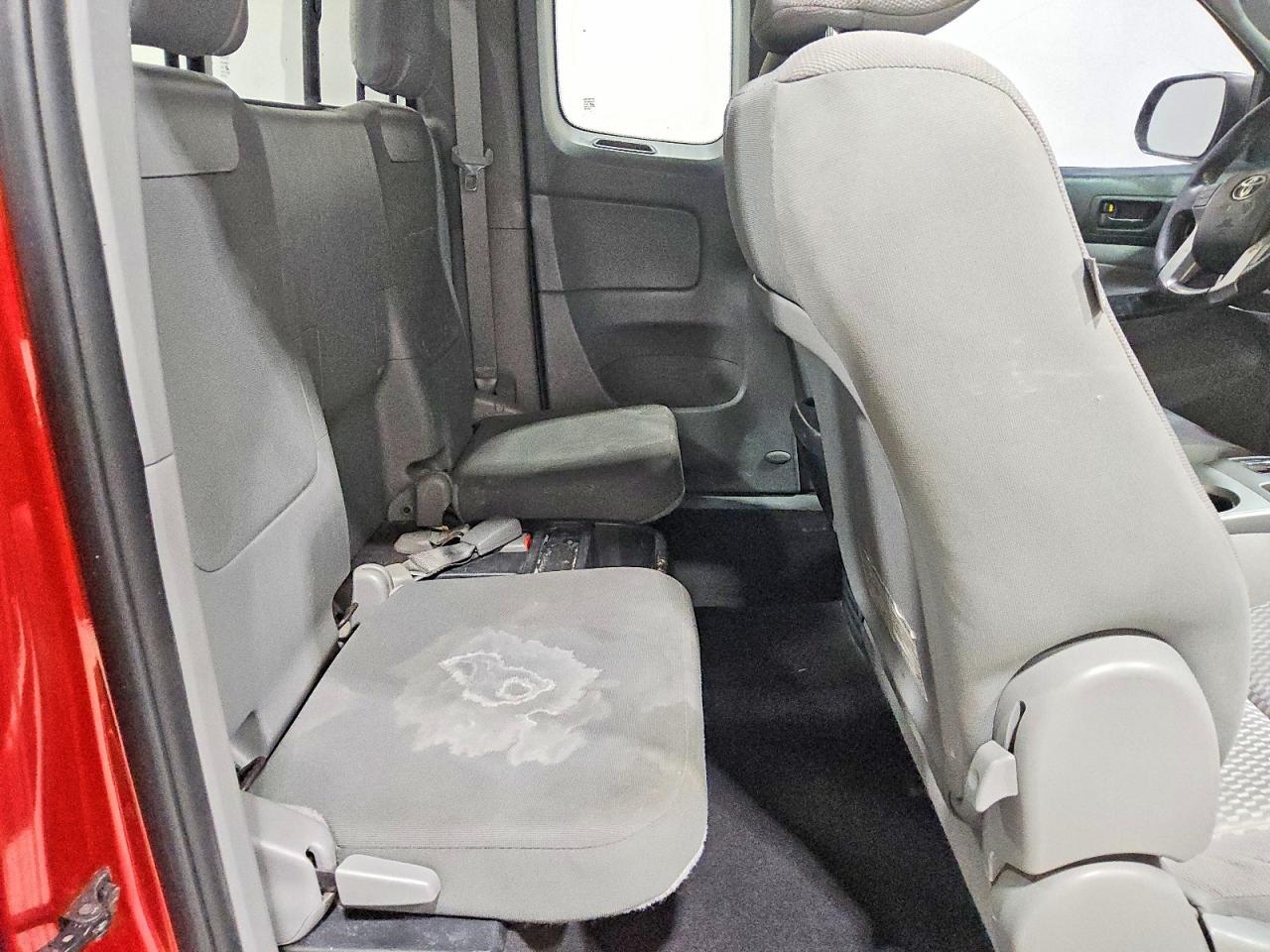 2013 Toyota Tacoma Prerunner Access Cab Red vin: 5TFTX4GN5DX021957
