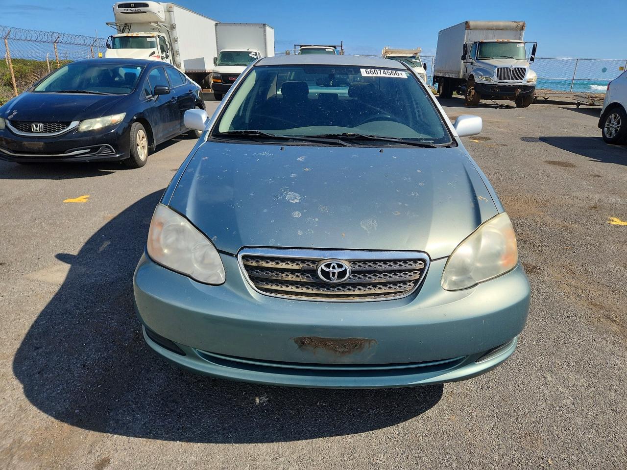 2005 Toyota Corolla Ce Silver vin: 1NXBR32E05Z503712