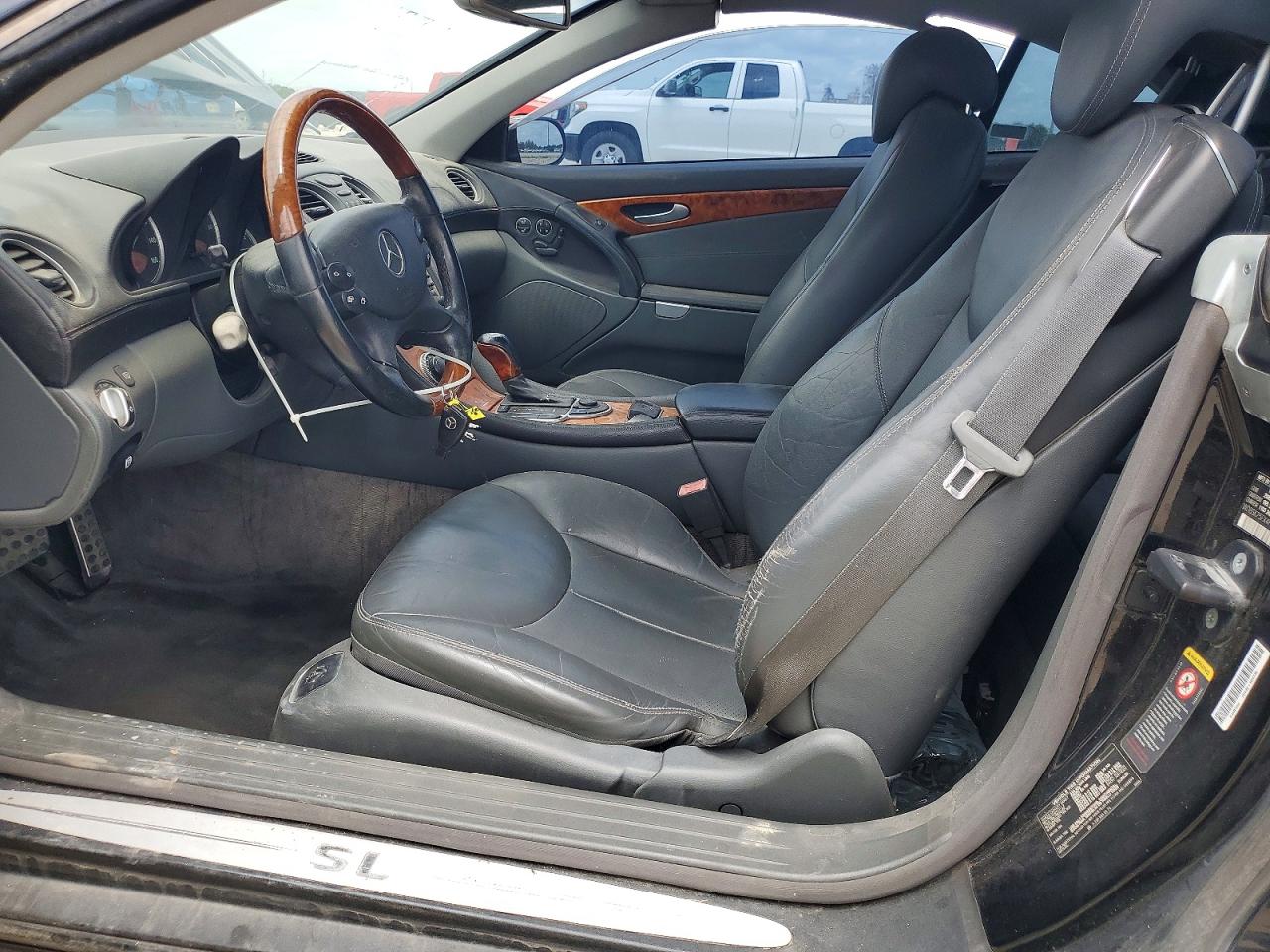 2004 Mercedes-benz Sl 500 Black vin: WDBSK75FX4F085052