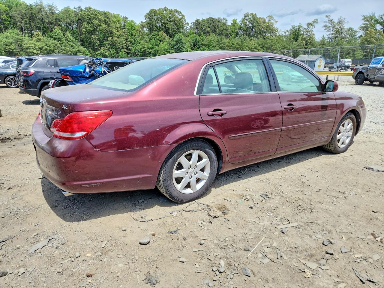 2006 Toyota Avalon Xl Burgundy vin: 4T1BK36B96U152630