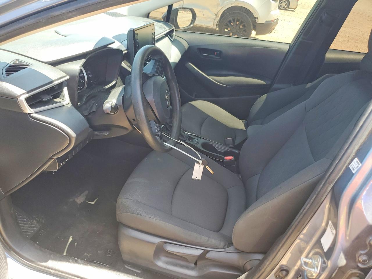 2022 Toyota Corolla Le Blue vin: JTDEPMAE8NJ219969