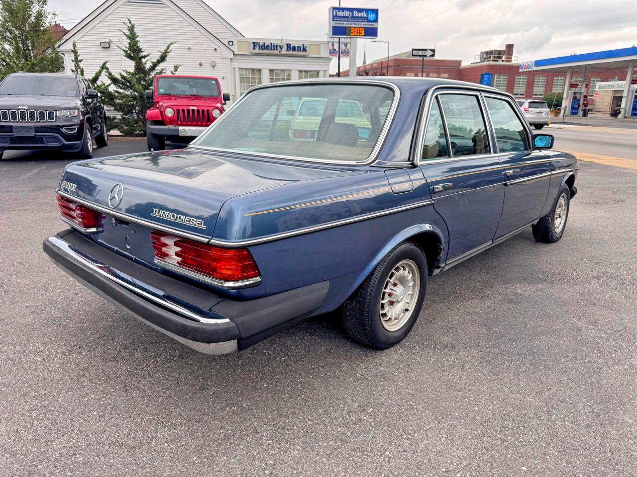 1984 Mercedes-benz 300 Dt Blue vin: WDBAB33A9EA038539