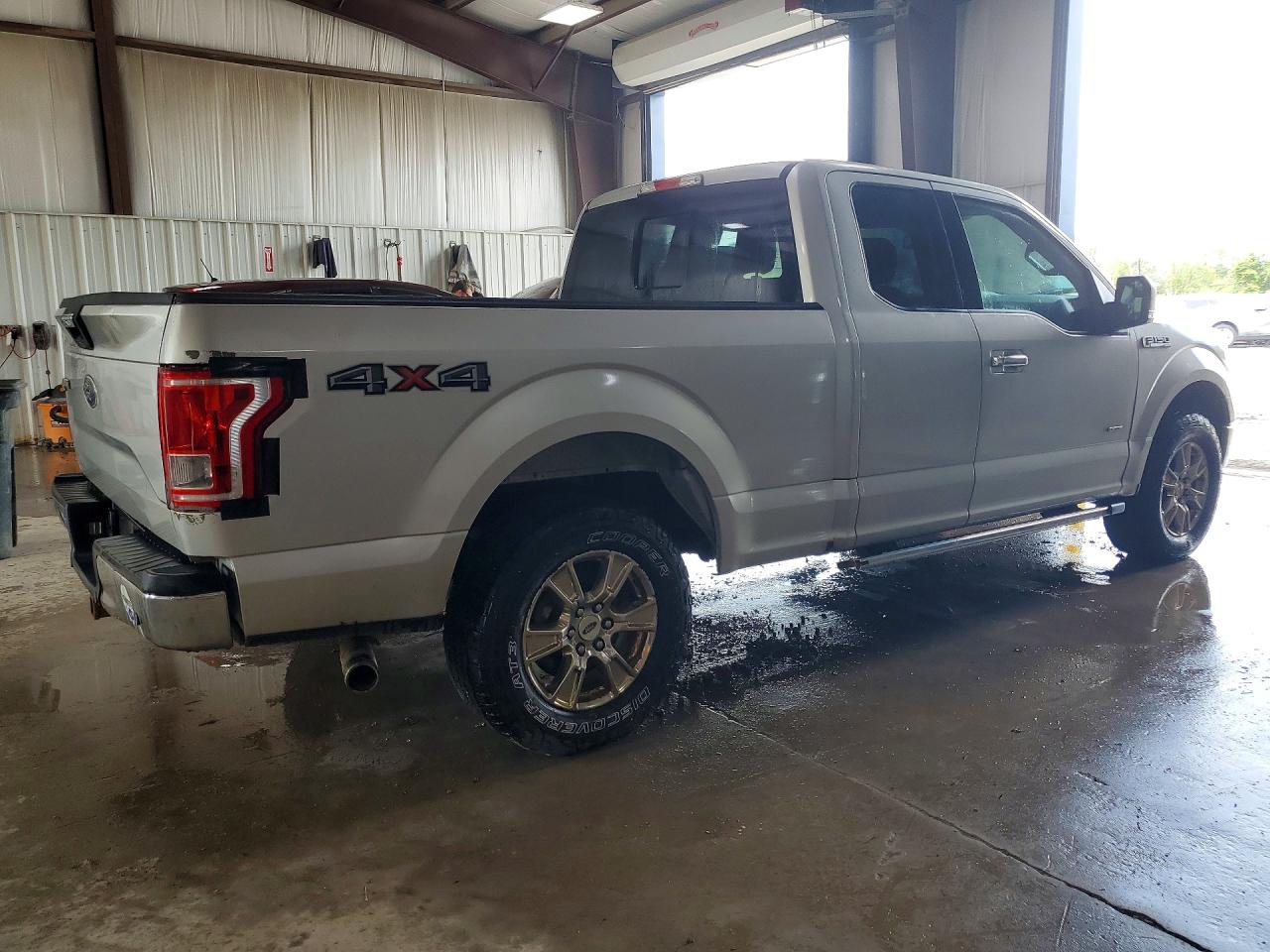 2015 Ford F150 Super Cab Silver vin: 1FTEX1EP2FFB21633