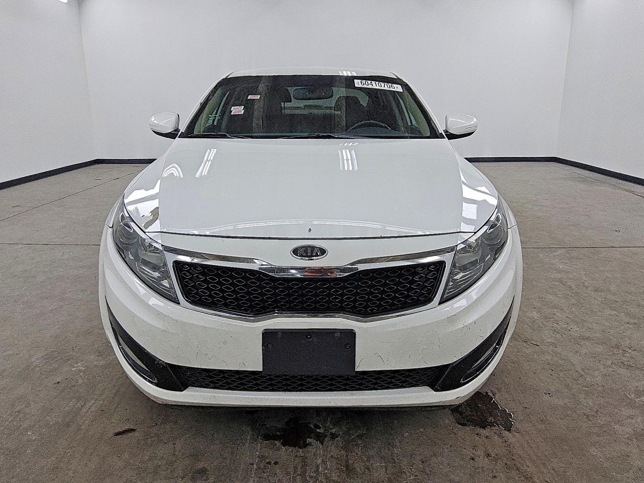 2012 Kia Optima Ex White vin: 5XXGN4A78CG007994