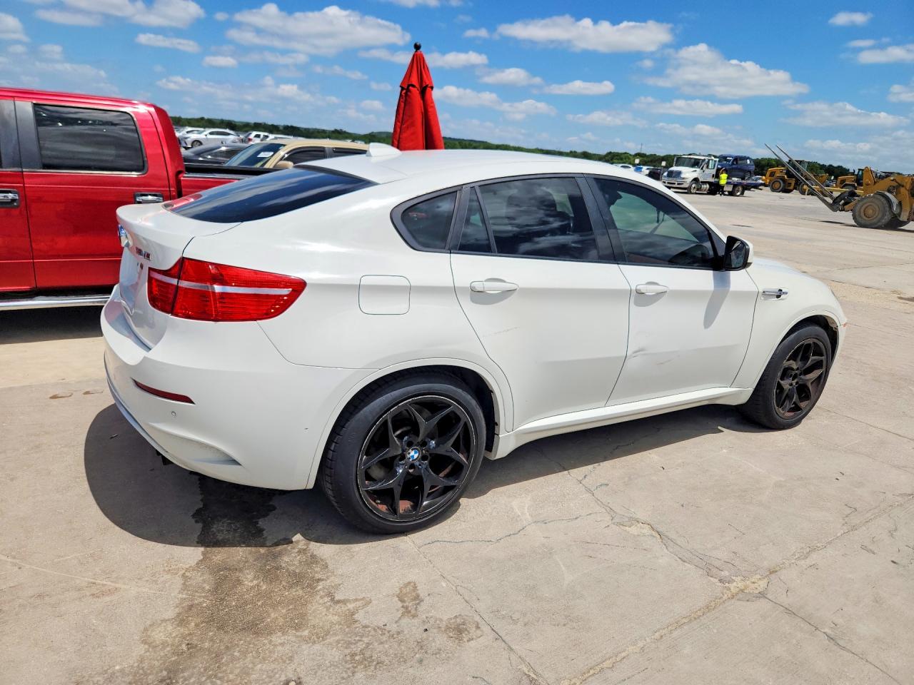 2010 Bmw X6 M White vin: 5YMGZ0C50ALK13081