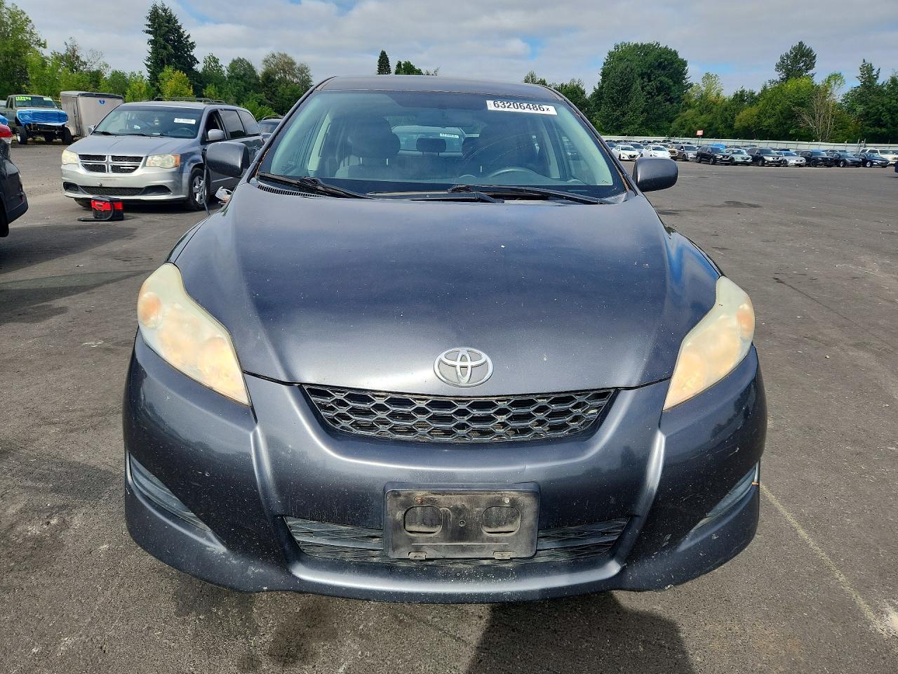 2009 Toyota Matrix Base Gray vin: 2T1KU40E69C053160