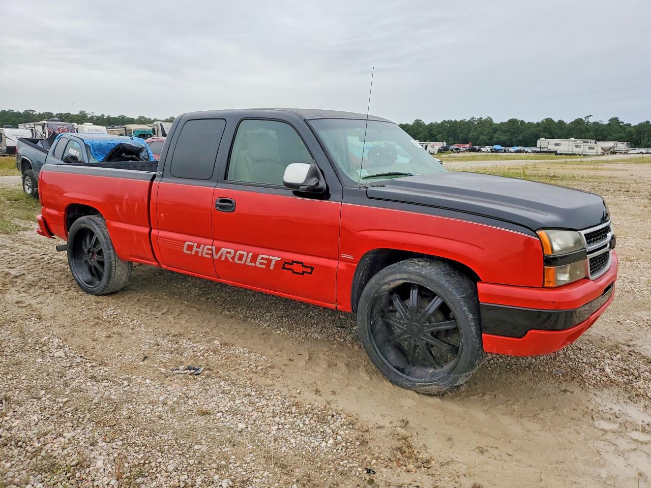 2002 Chevrolet Silverado C1500 Красный vin: 2GCEC19W421425349