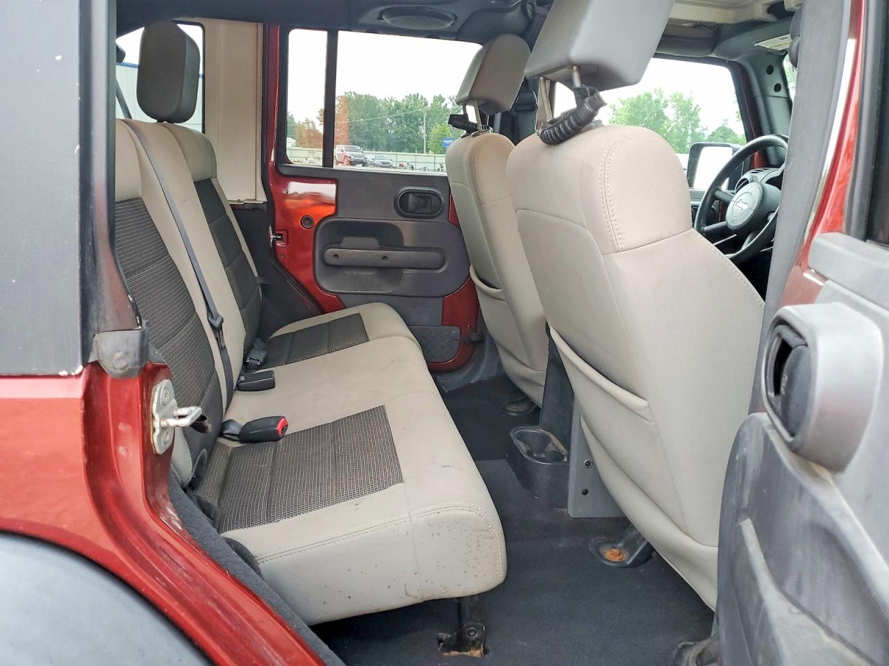2010 Jeep Wrangler Unlimited Sport Бордовый vin: 1J4BA3H12AL174182