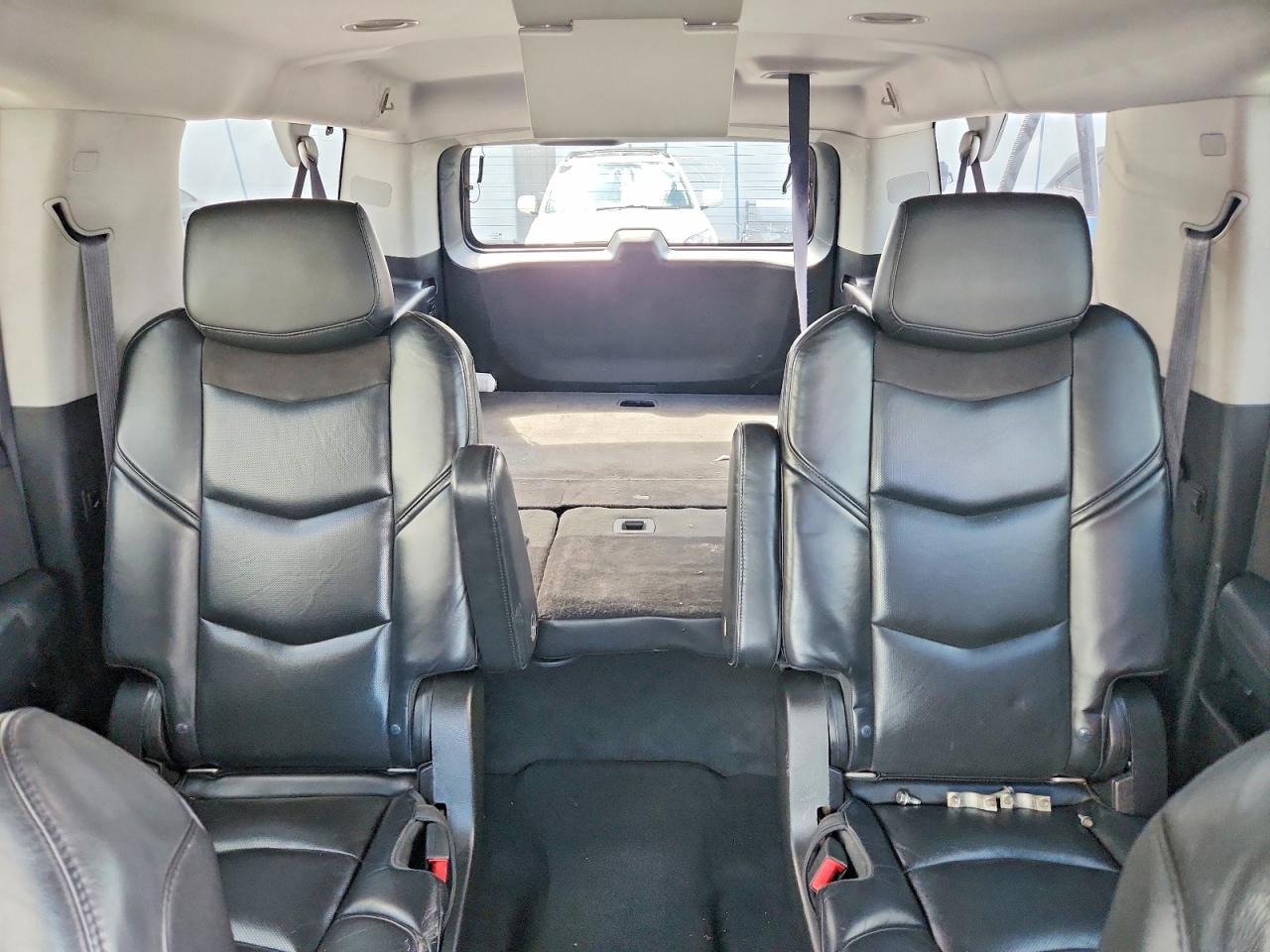 2015 Cadillac Escalade Esv Luxury Black vin: 1GYS3HKJ0FR178879