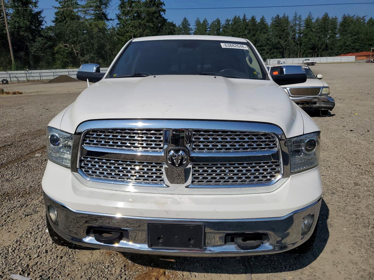 2013 Ram 1500 Laramie White vin: 1C6RR7NT8DS635431
