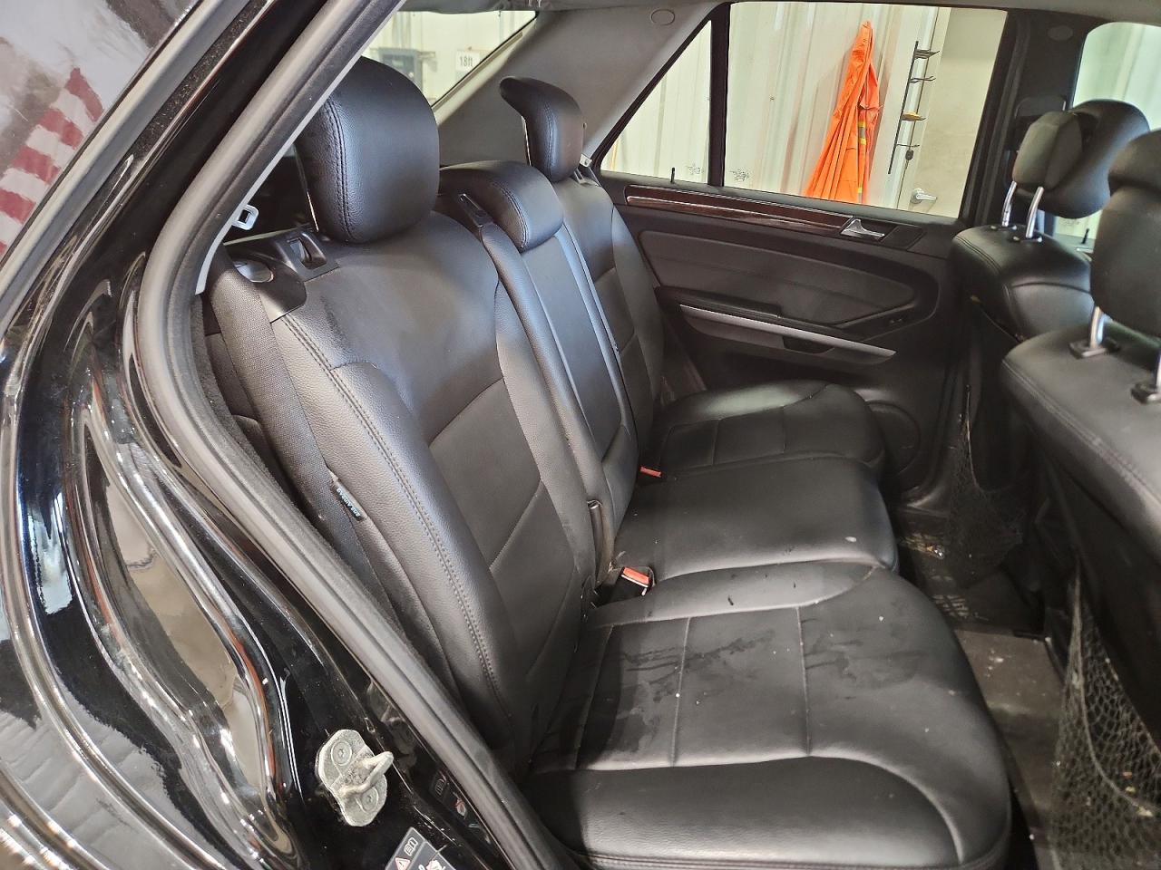 2011 Mercedes-benz Ml 350 4matic Black vin: 4JGBB8GB5BA717012