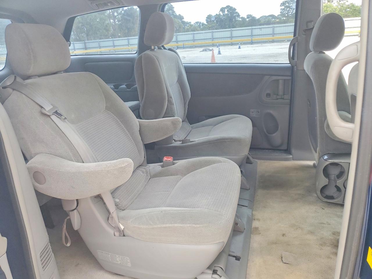 2007 Toyota Sienna Ce 7-passenger Blue vin: 5TDZK23C37S092585