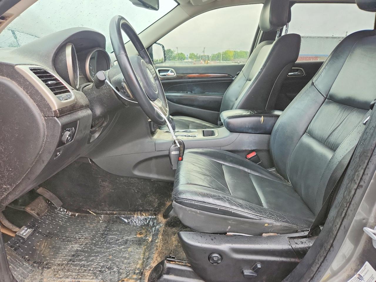 2013 Jeep Grand Cherokee Laredo Gray vin: 1C4RJFAG6DC561195