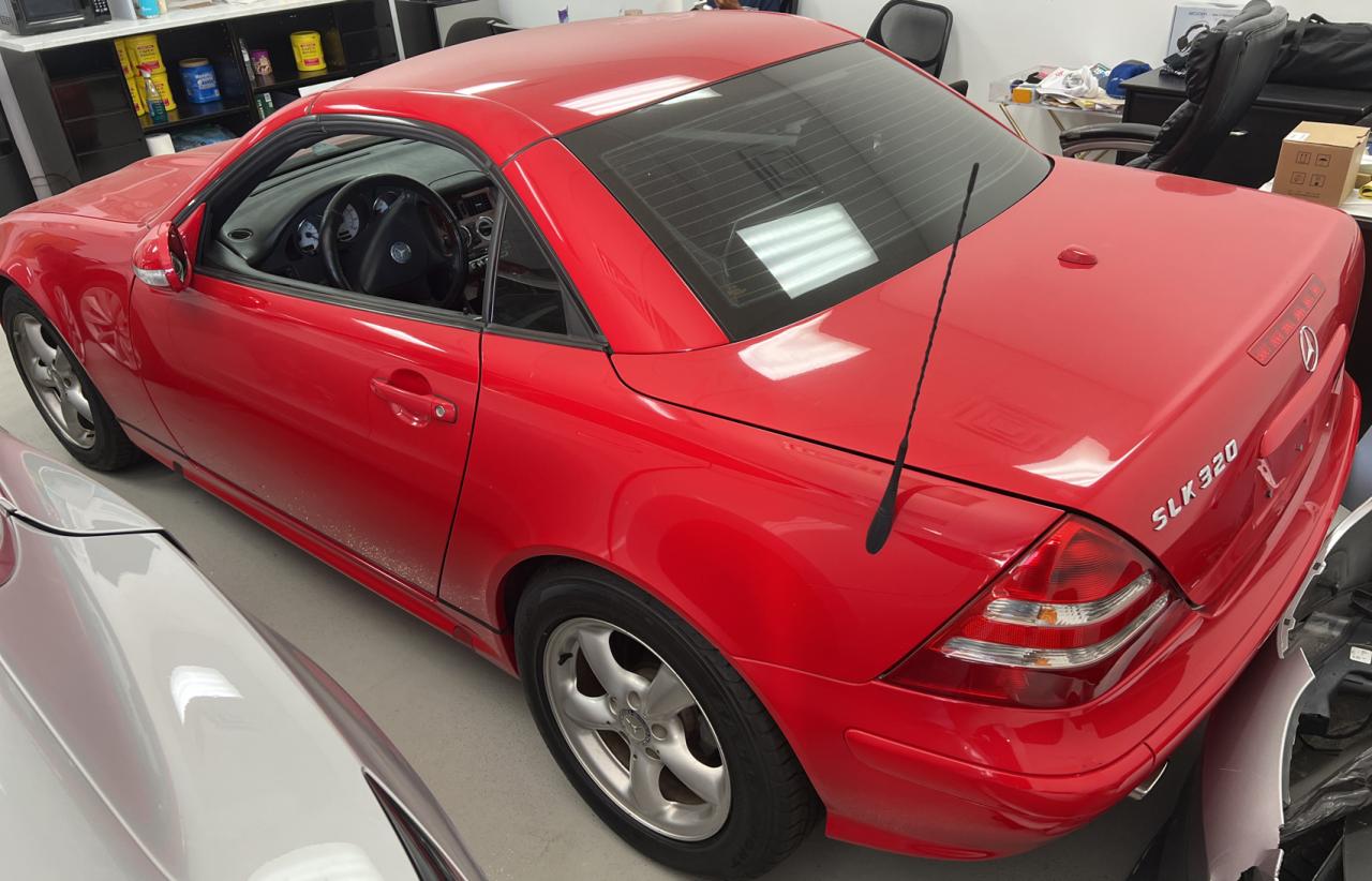 2001 Mercedes-benz Slk 320 Red vin: WDBKK65F01F181360