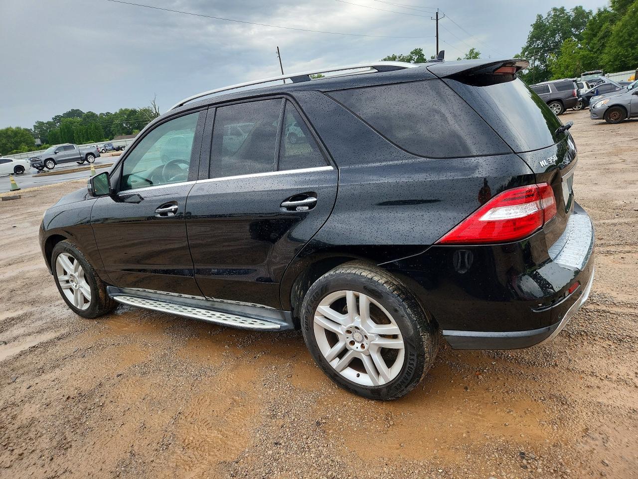2015 Mercedes-benz Ml 350 Black vin: 4JGDA5JB6FA467806