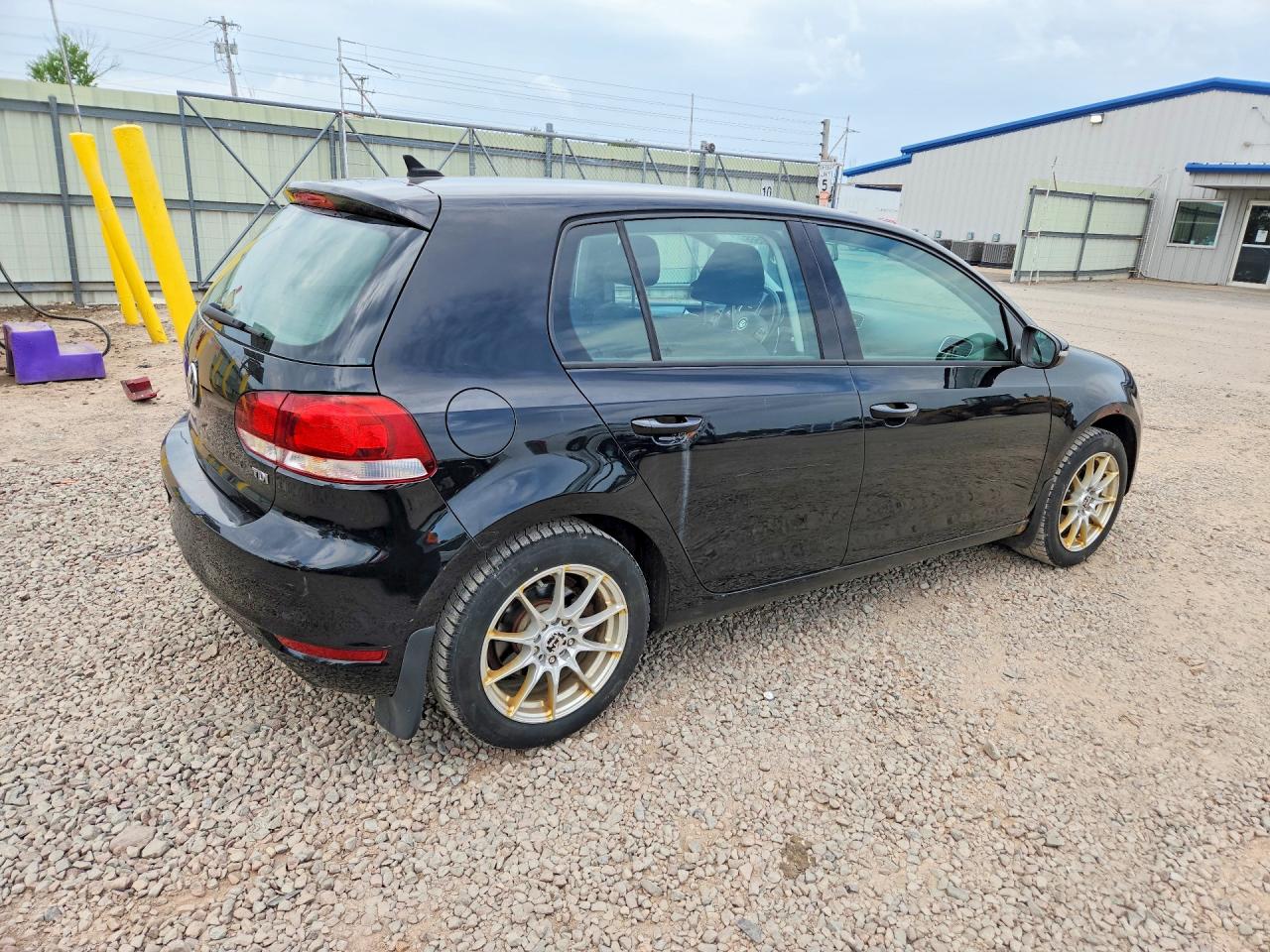 2013 Volkswagen Golf Black vin: WVWNM7AJ1DW123786