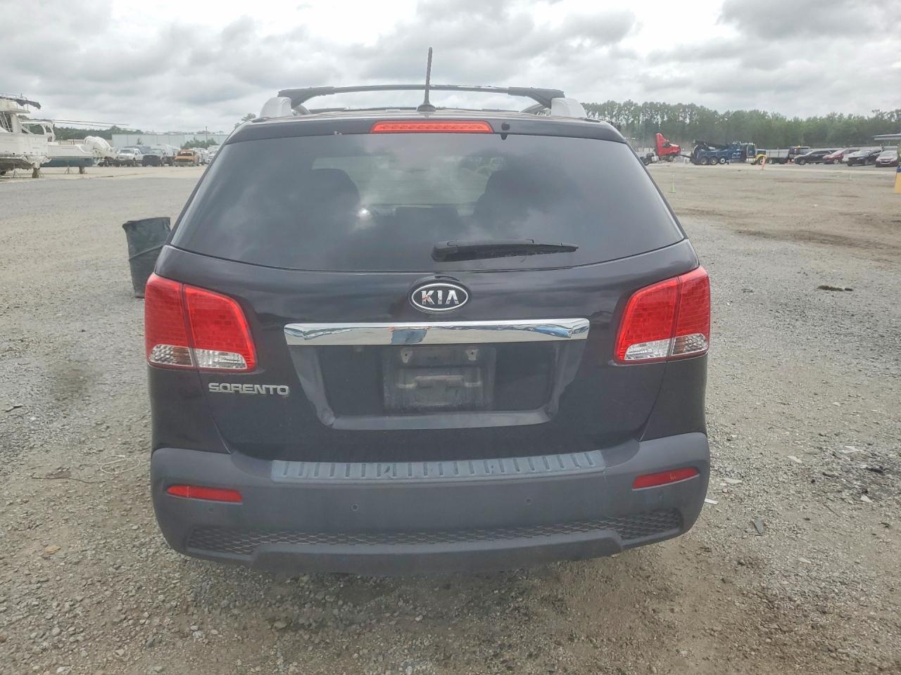 2013 Kia Sorento Lx Black vin: 5XYKT3A67DG411934