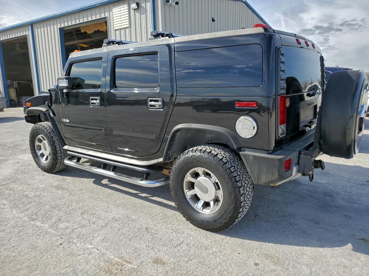 2008 Hummer H2 Черный vin: 5GRGN23828H109469
