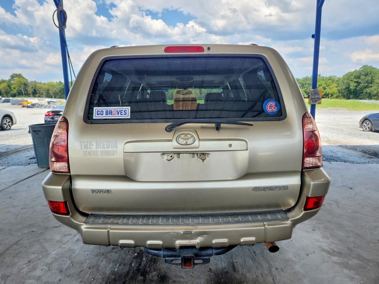 2005 Toyota 4runner Limited Золотой vin: JTEBT17R450055418