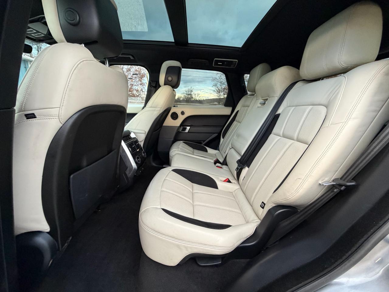 2020 Land Rover Range Rover Sport P525 Hse Gray vin: SALWR2SE3LA728374