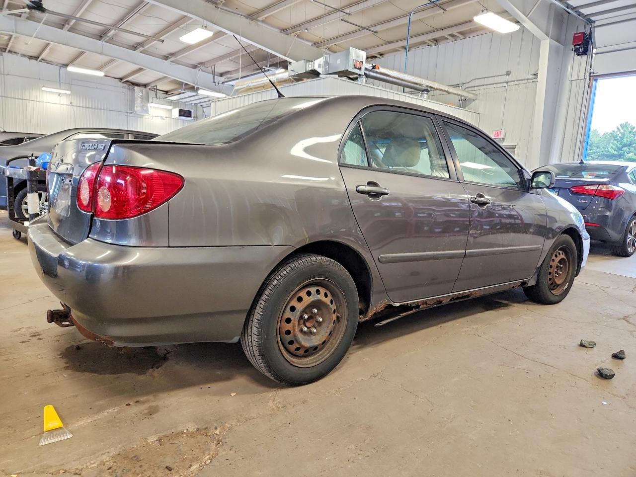 2008 Toyota Corolla Le Gray vin: 1NXBR32E68Z943860