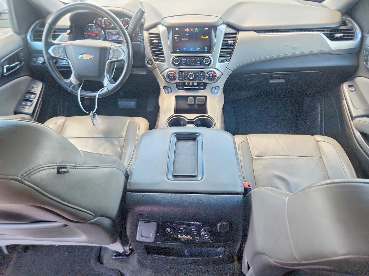 2015 Chevrolet Suburban K1500 Lt White vin: 1GNSKJKC8FR123430