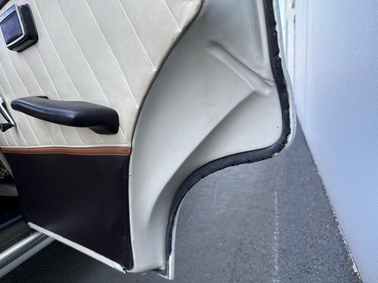 1965 Mercedes Benz 190 Белый vin: 11001010128181