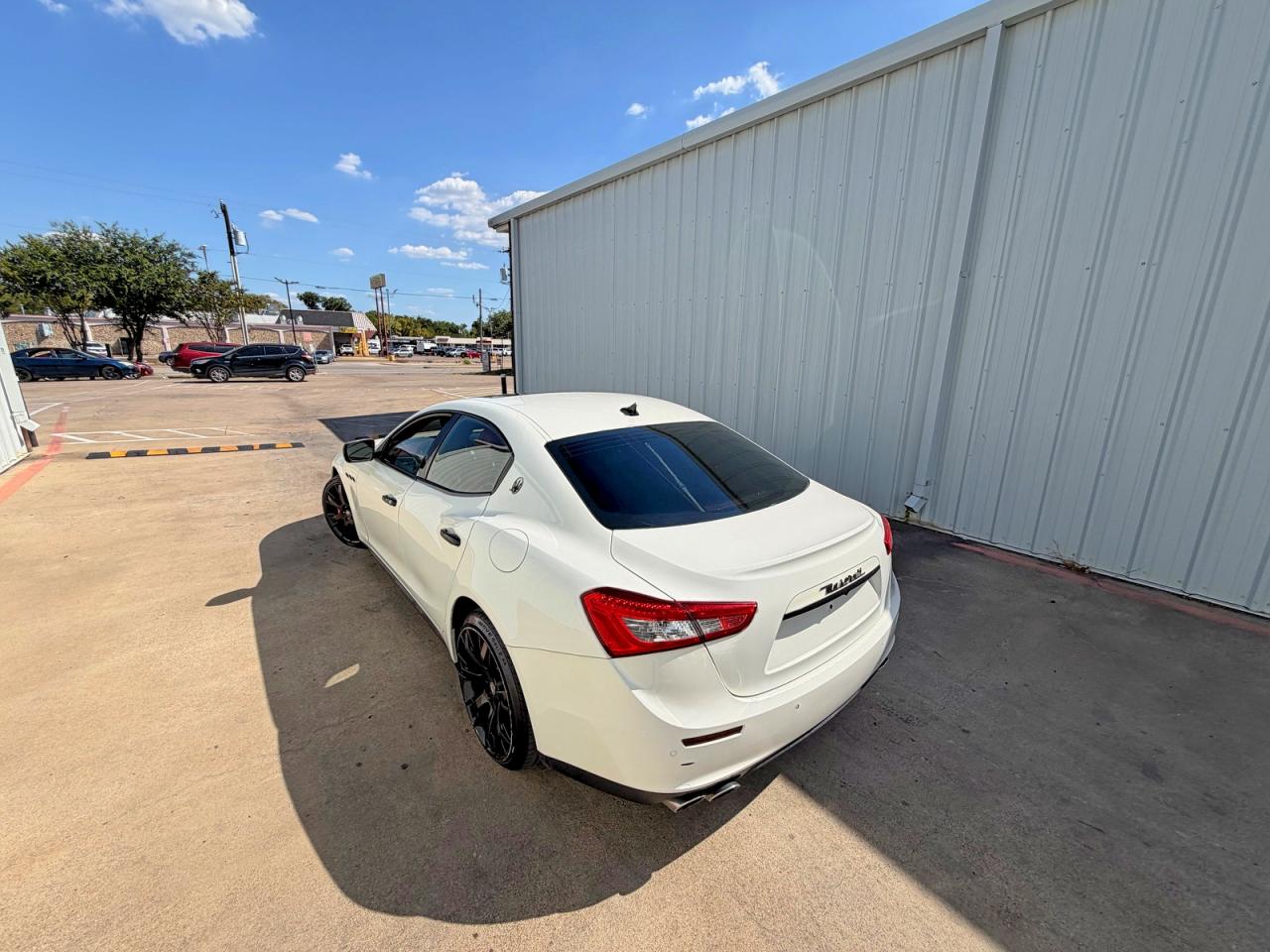 2015 Maserati Ghibli White vin: ZAM57XSAXF1148865