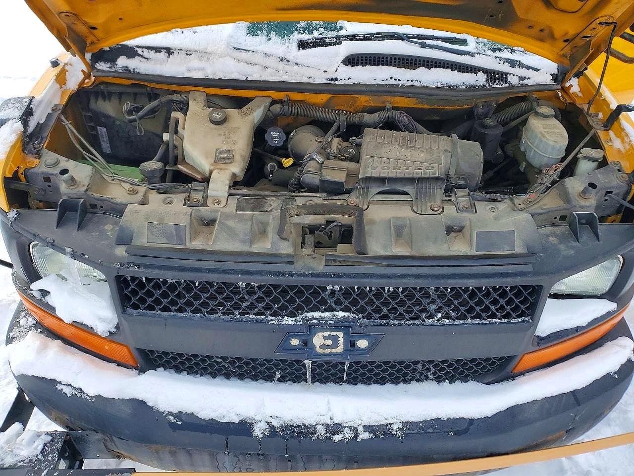 2010 Chev Express Cutaway G4500 Желтый vin: 1GB9G5AG0A1164408