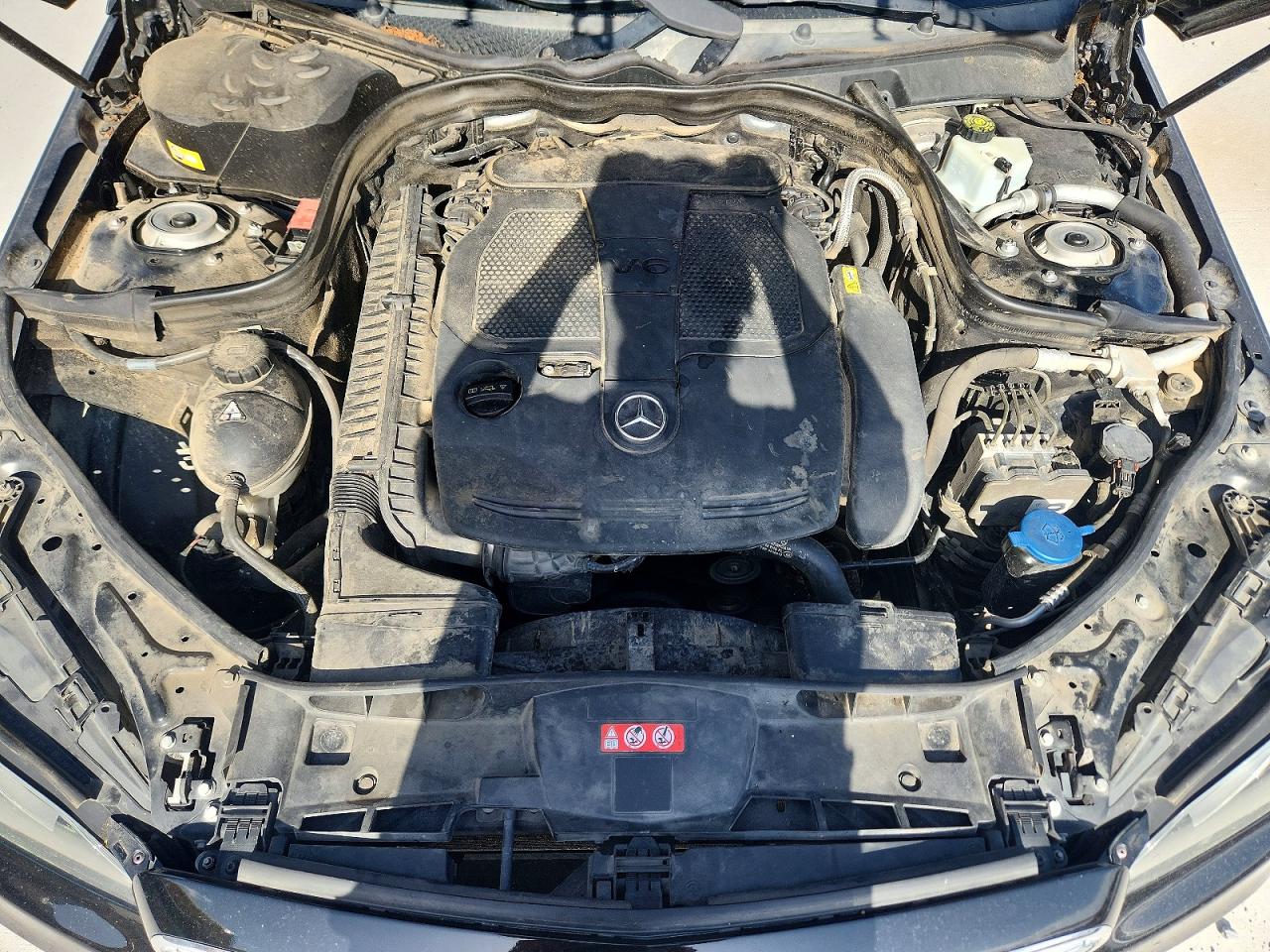 2014 Mercedes-benz E 350 Black vin: WDDHF5KB1EA841510