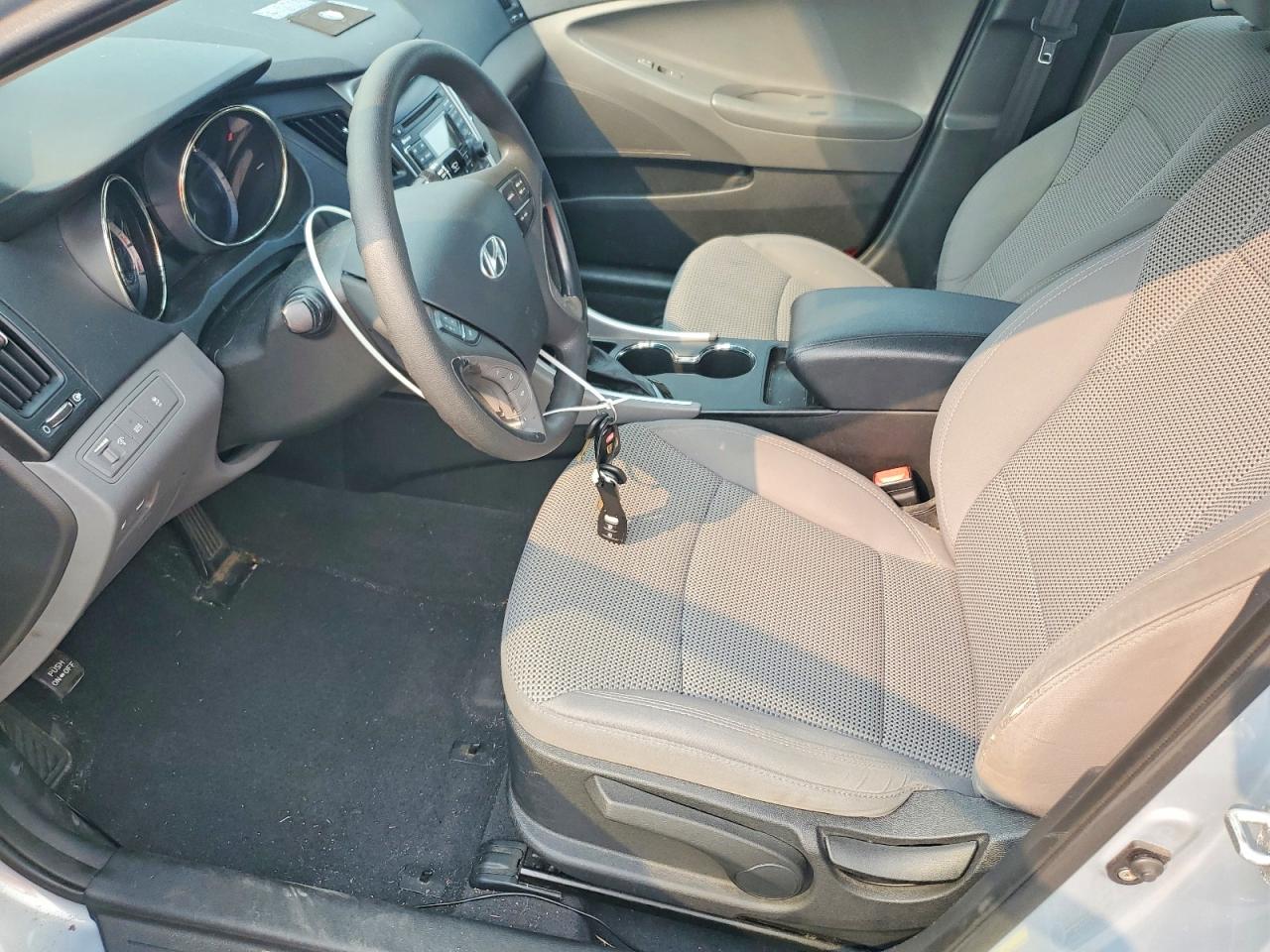 2011 Hyundai Sonata Gls Silver vin: 5NPEB4AC3BH198093