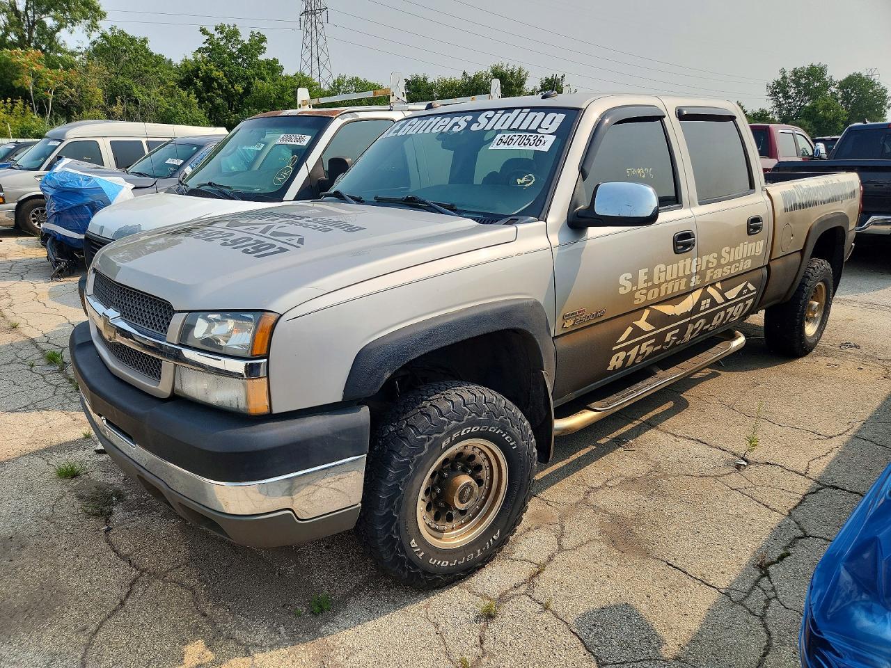 2004 Chevrolet Silverado K2500 Heavy Duty Gold vin: 1GCHK232X4F191158
