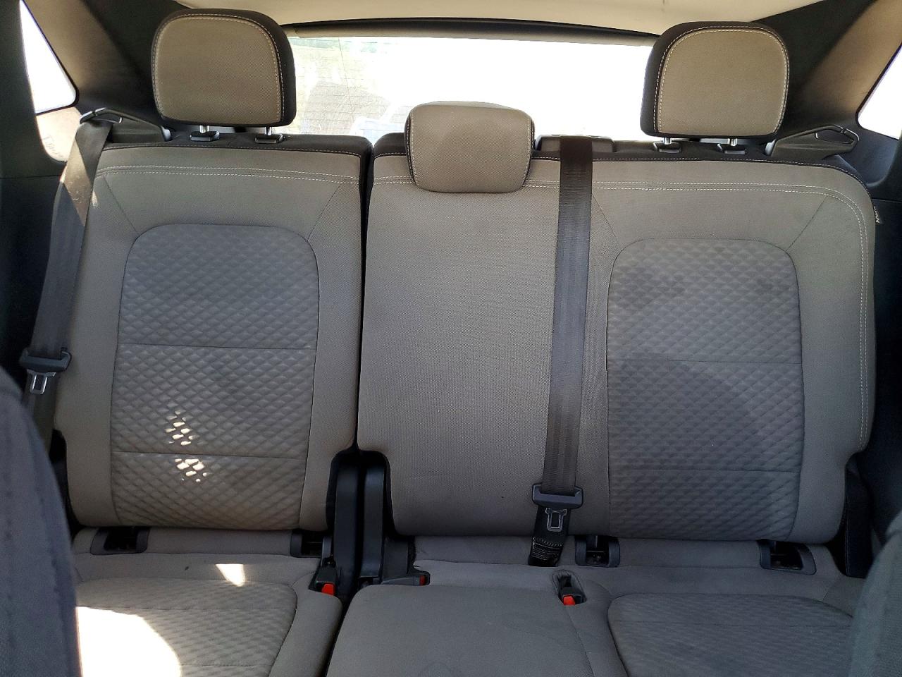 2021 Ford Escape Se Tan vin: 1FMCU0G61MUA14107