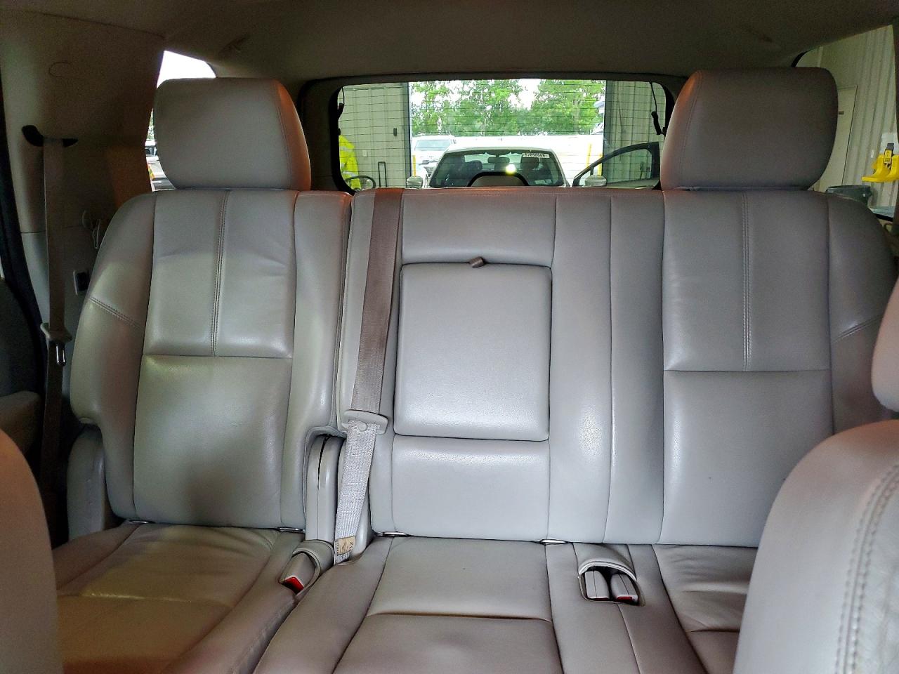 2012 Gmc Yukon Slt White vin: 1GKS2CE03CR313772