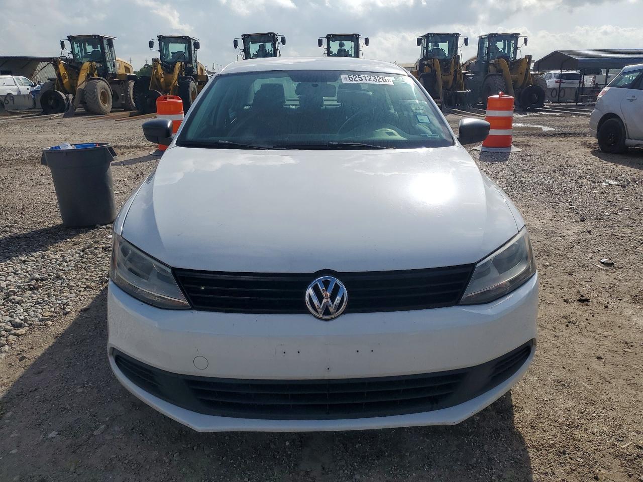2014 Volkswagen Jetta Base White vin: 3VW2K7AJ2EM294330